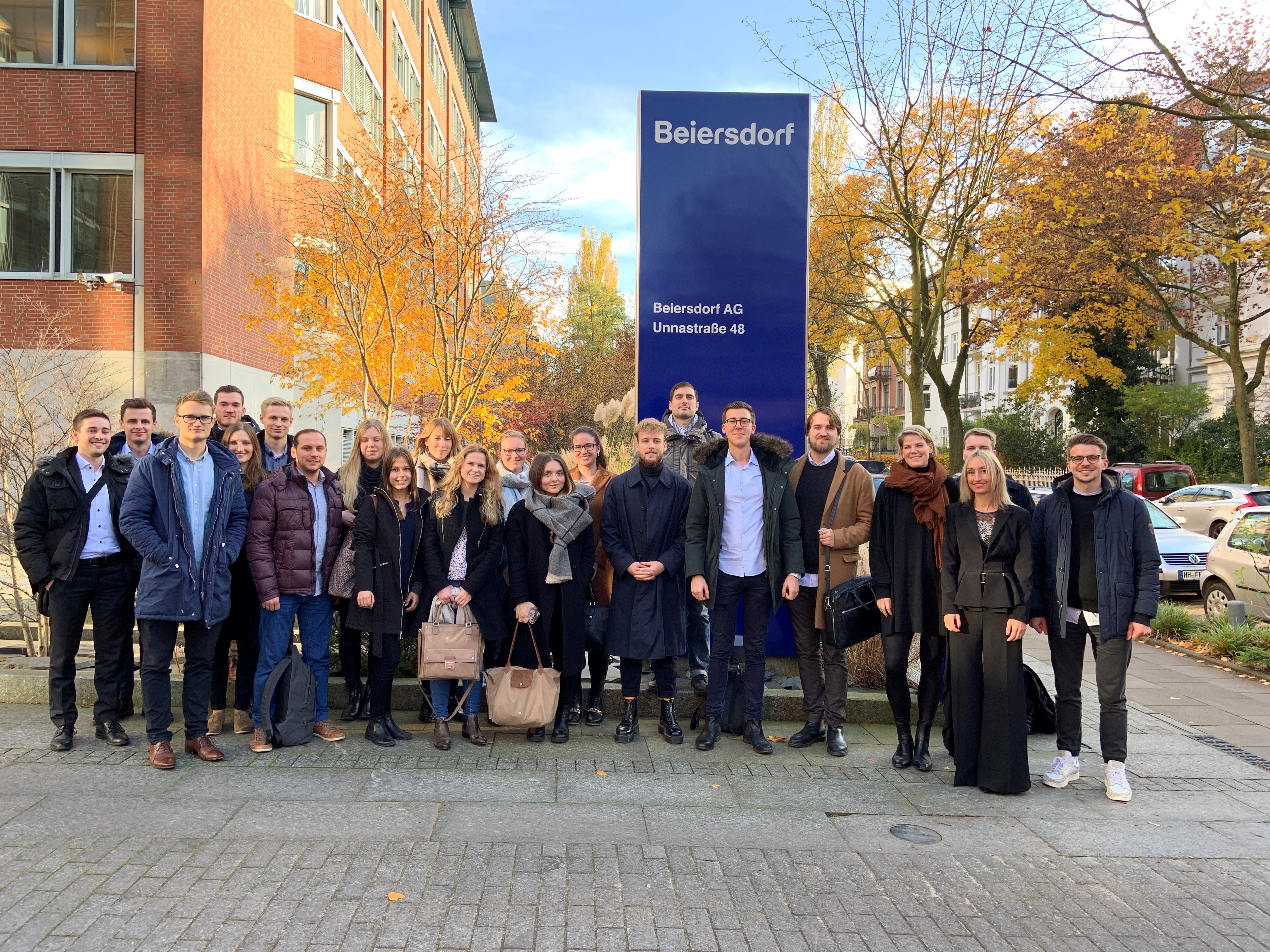 Beiersdorf empfängt Studierende der Professur für Wirtschaftsprüfung und  Unternehmensrechnung zum Finance Lunch - Universität Hamburg